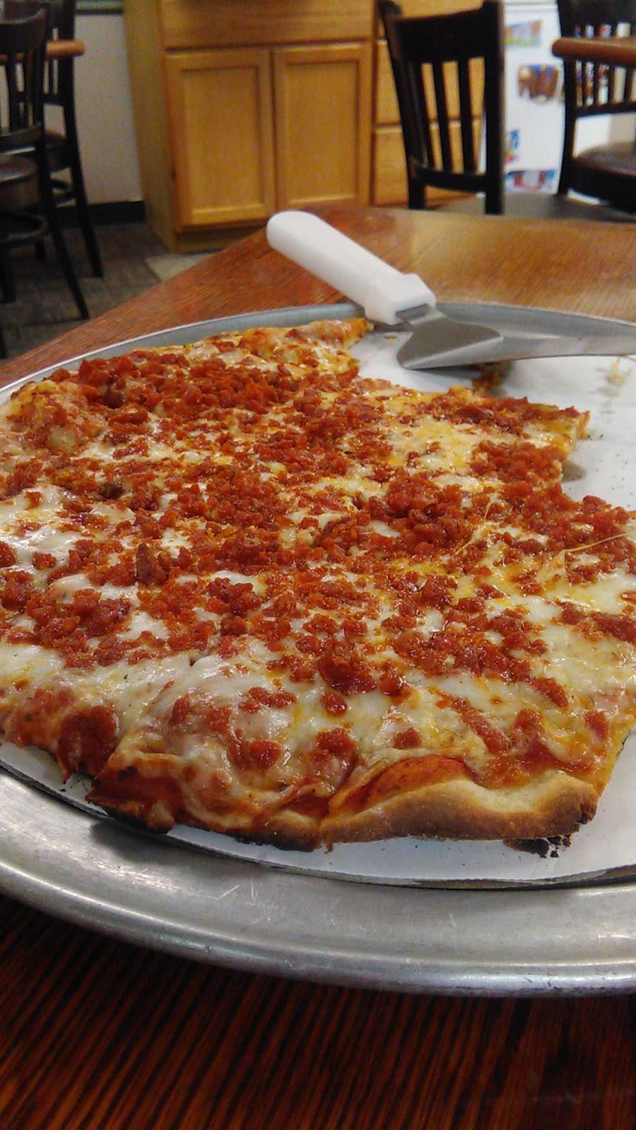 Americus Pizza King | restaurant | 7506 IN-25 N, Lafayette, IN 47905, USA | 7655898244 OR +1 765-589-8244