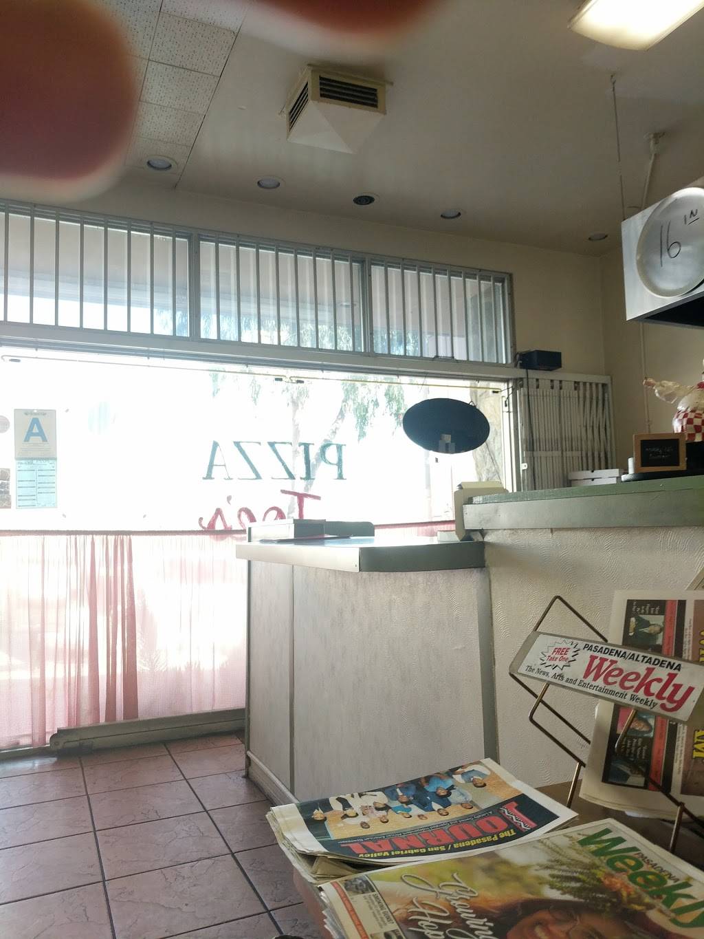 Pizza Joes | restaurant | 2287 N Lake Ave, Altadena, CA 91001, USA | 6267971081 OR +1 626-797-1081