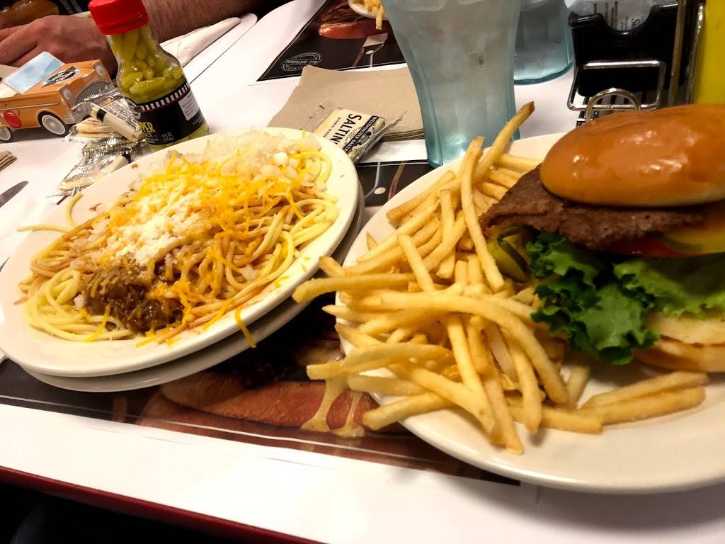 Steak n Shake | restaurant | 1185 Gravois Rd, Fenton, MO 63026, USA | 6367640020 OR +1 636-764-0020