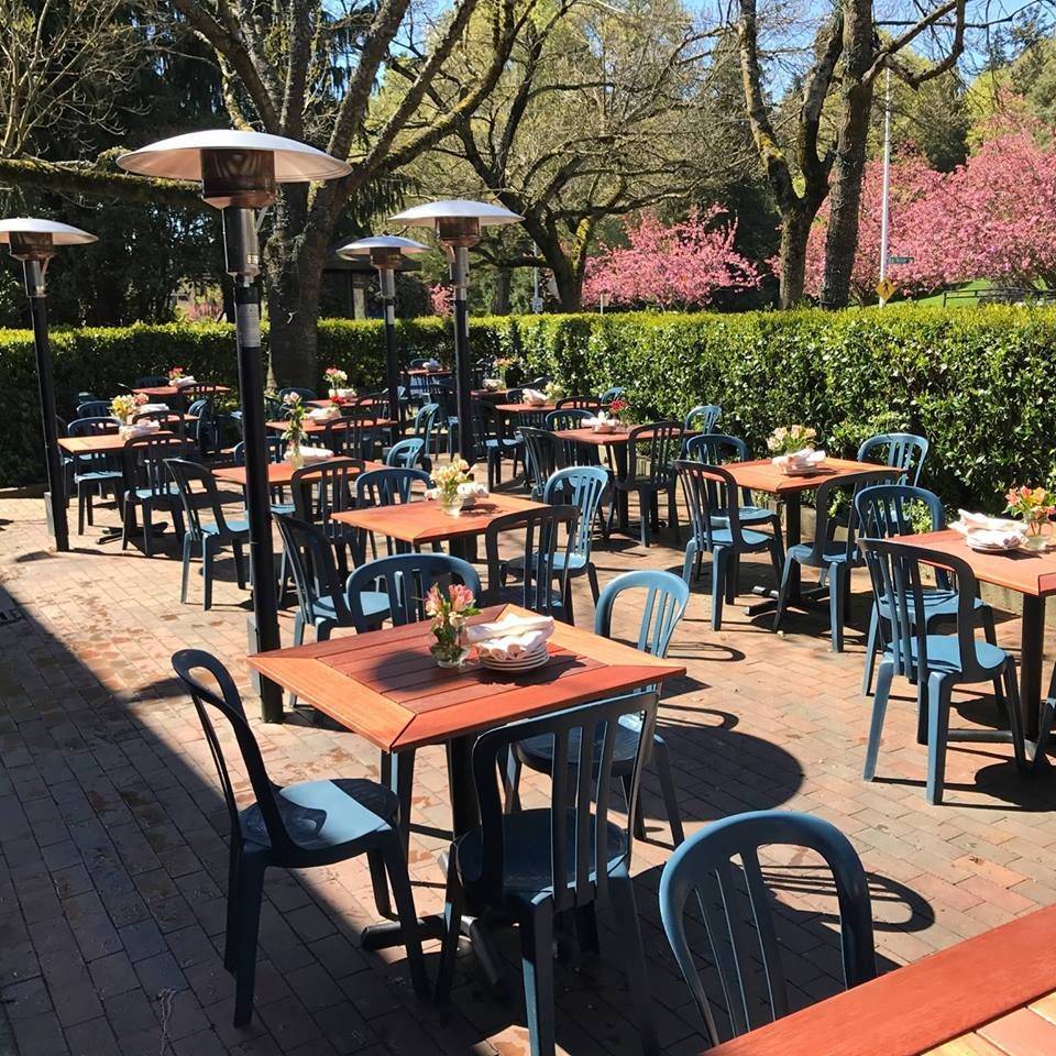 BluWater Bistro - Leschi | restaurant | 102 Lakeside Ave, Seattle, WA 98112, USA | 2063282233 OR +1 206-328-2233