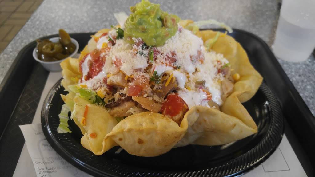 Carls Jr. / Green Burrito | restaurant | 44400 Valley Central Way, Lancaster, CA 93536, USA | 6619408418 OR +1 661-940-8418