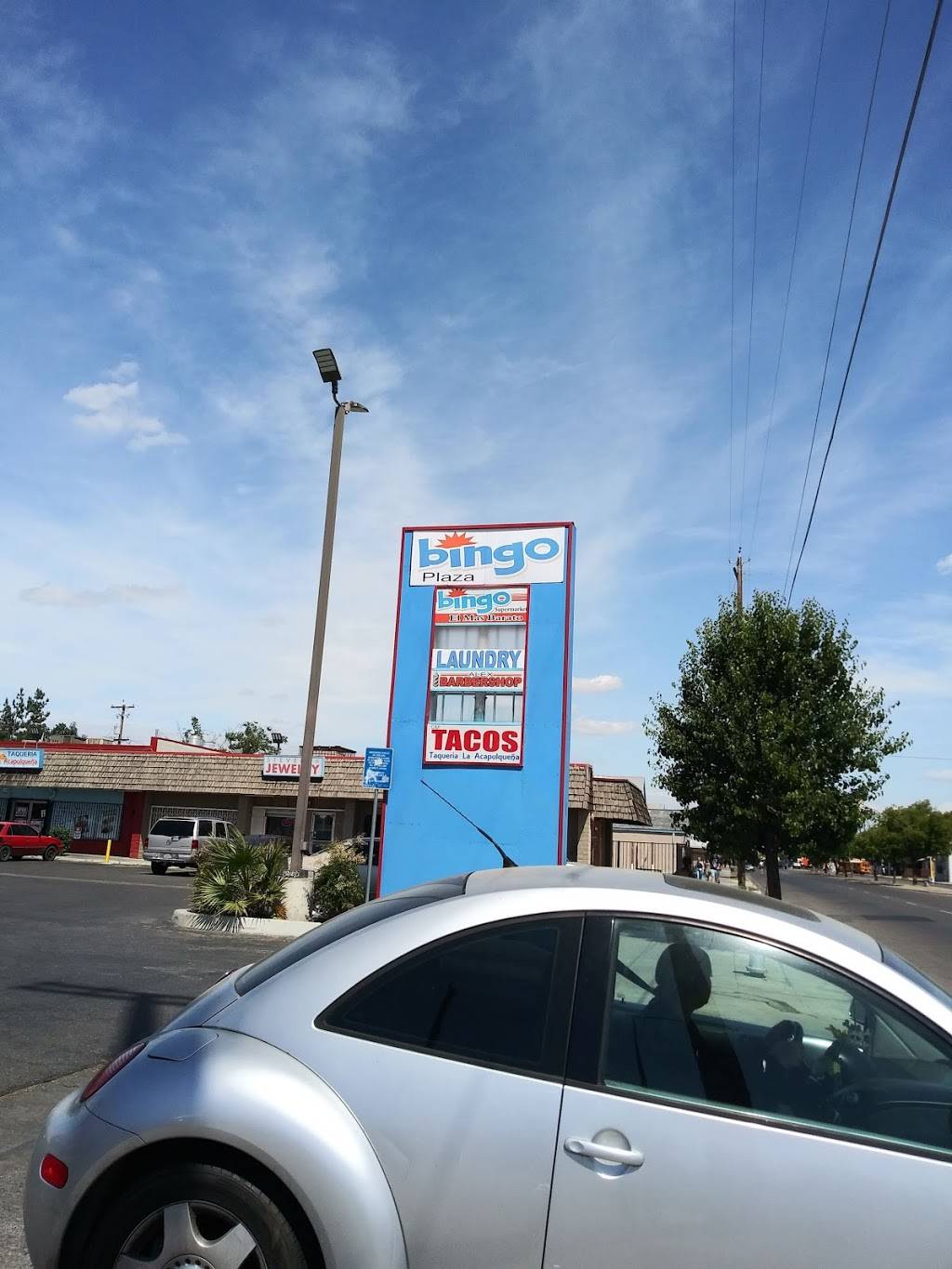 Taquería La Acapulqueña | restaurant | 2213 E Belmont Ave, Fresno, CA 93701, USA | 5597217346 OR +1 559-721-7346