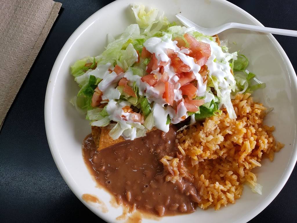 Gios Taqueria | restaurant | 1012 Webb Chapel Rd, Carrollton, TX 75006, USA | 9724161484 OR +1 972-416-1484