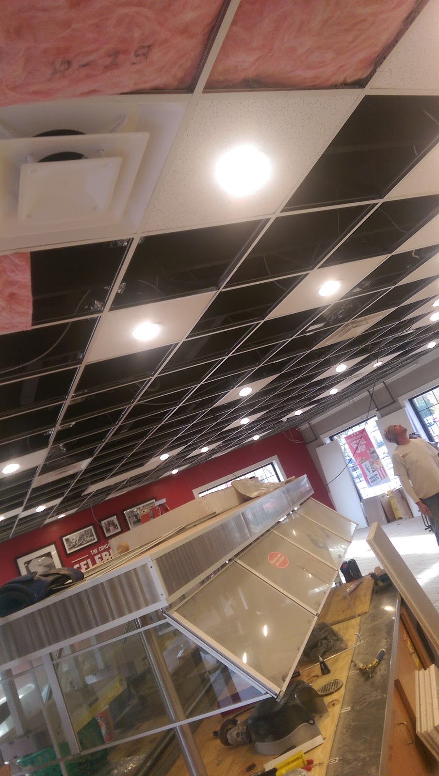 KFC | restaurant | 2915 Clay St, Vicksburg, MS 39183, USA | 6016383416 OR +1 601-638-3416