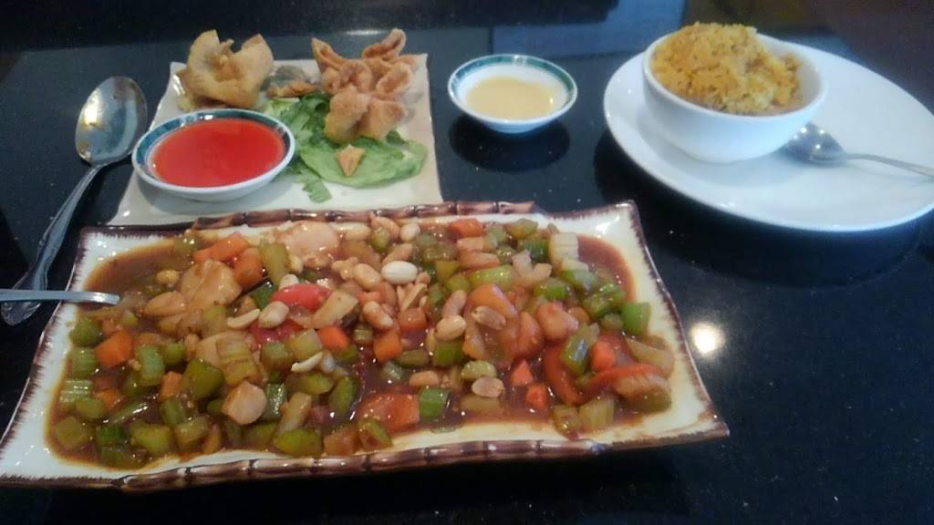 Wah Wok Chinese Food | meal delivery | 8110 Colorado Blvd #5, Firestone, CO 80520, USA | 3038335816 OR +1 303-833-5816