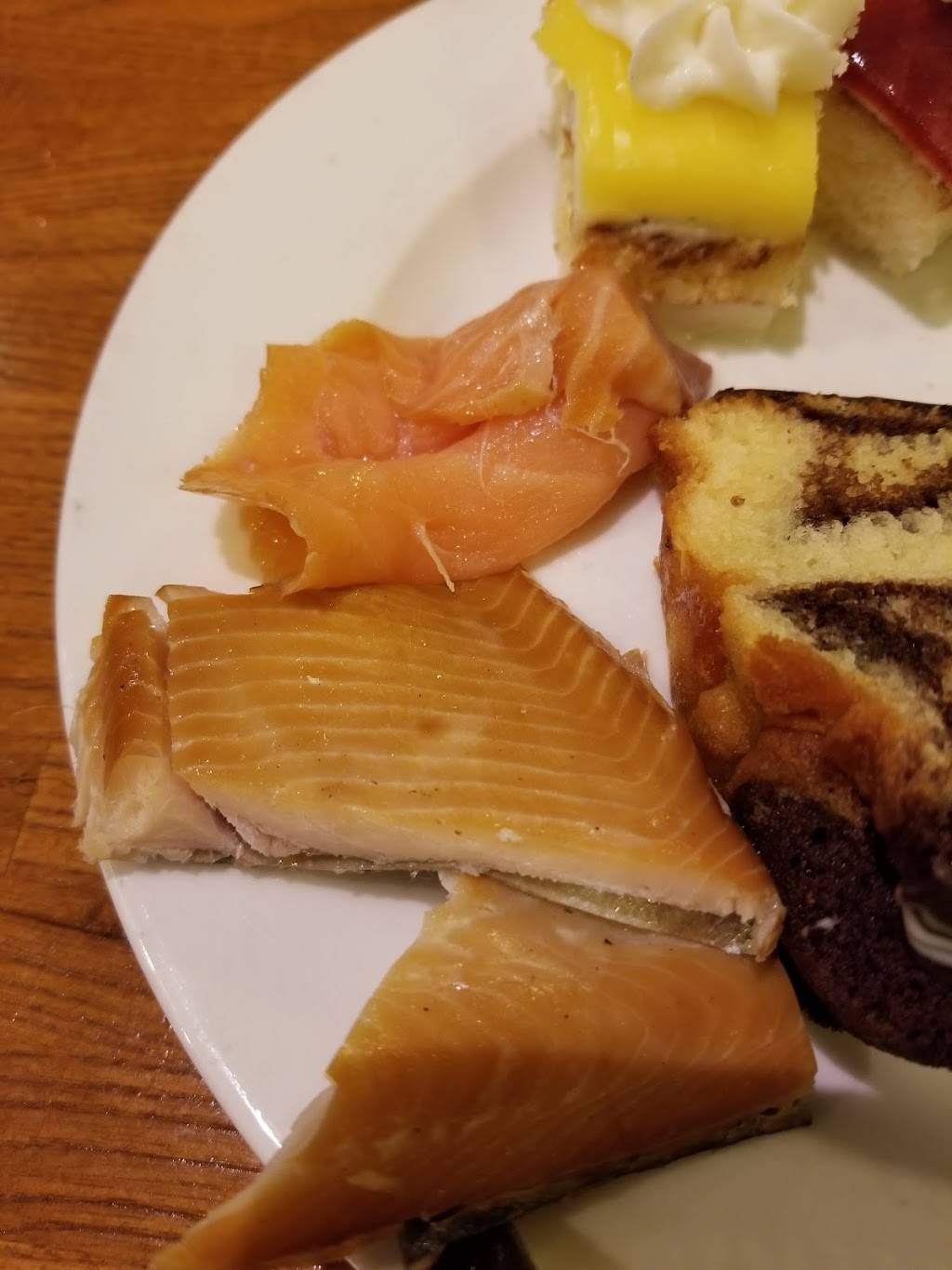 Three Palms Buffet | restaurant | 32-250 Bob Hope Dr, Rancho Mirage, CA 92270, USA | 7603212000 OR +1 760-321-2000