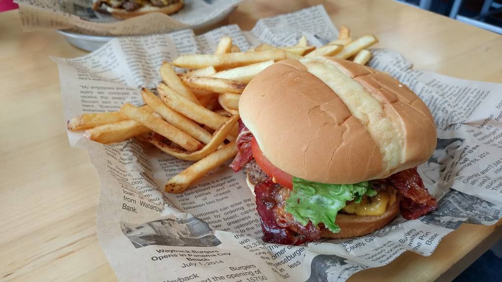 Wayback Burgers | restaurant | 22000 Ford Rd, Dearborn Heights, MI 48127, USA | 3133952931 OR +1 313-395-2931