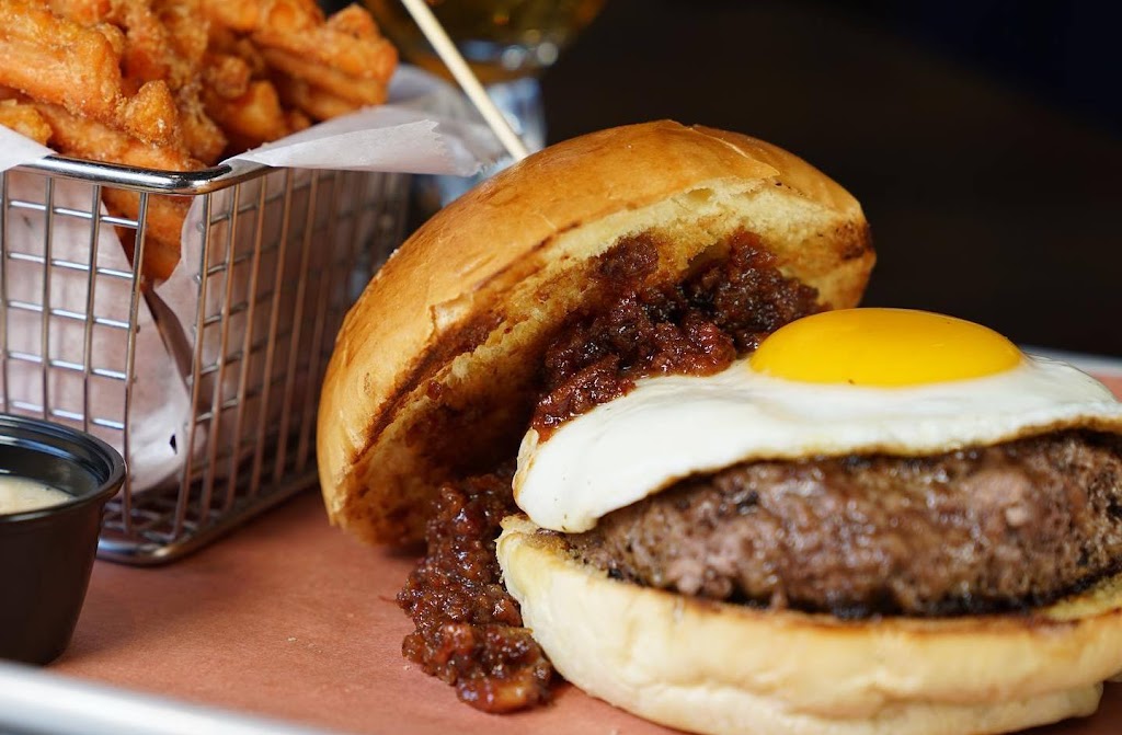 Prime Burger Bar | restaurant | 1048 Old Country Rd, Plainview, NY 11803, USA | 5167800455 OR +1 516-780-0455