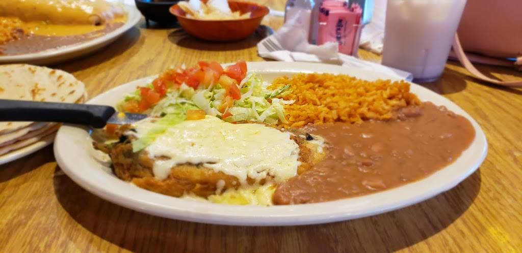 Gonzalez Restaurant | restaurant | 8121 Bruton Rd, Dallas, TX 75217, USA | 2143819107 OR +1 214-381-9107