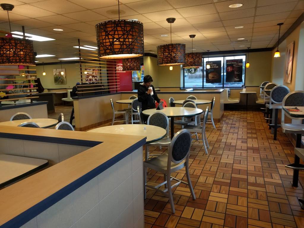 McDonalds | cafe | 2020 Dodd Rd, Mendota Heights, MN 55120, USA | 6514547094 OR +1 651-454-7094