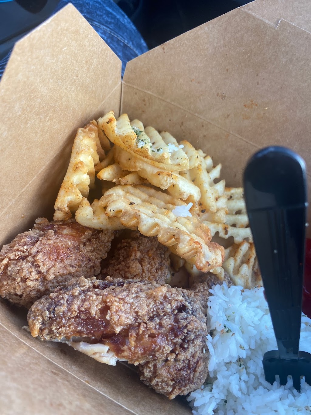 CALVINS KOREAN HOT CHICKEN | meal takeaway | 3211 Holiday Ct STE 101A, La Jolla, CA 92037, USA | 8585879848 OR +1 858-587-9848