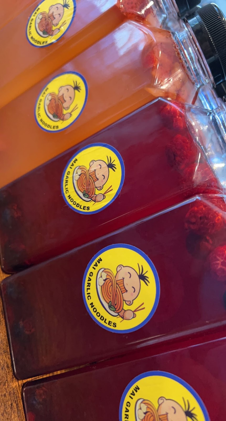 Mai Garlic Noodle | restaurant | 10729 MacArthur Blvd, Oakland, CA 94605, USA | 9254717489 OR +1 925-471-7489