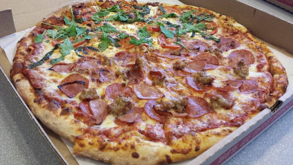 Fat Tomato Pizza | meal delivery | 2130 E Broadway, Long Beach, CA 90803, USA | 5623432287 OR +1 562-343-2287