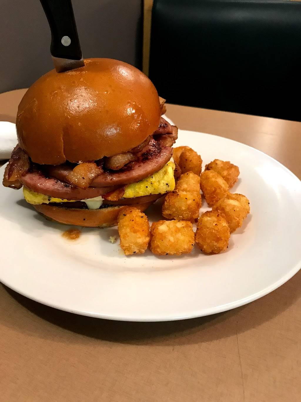 B-UNOS | restaurant | 350 High St, Burlington, NJ 08016, USA | 6093860060 OR +1 609-386-0060