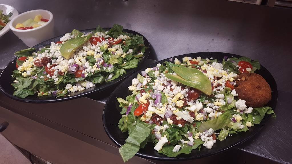 Beach House | restaurant | 2301 S Lake Shore Dr, Decatur, IL 62521, USA | 2174227202 OR +1 217-422-7202