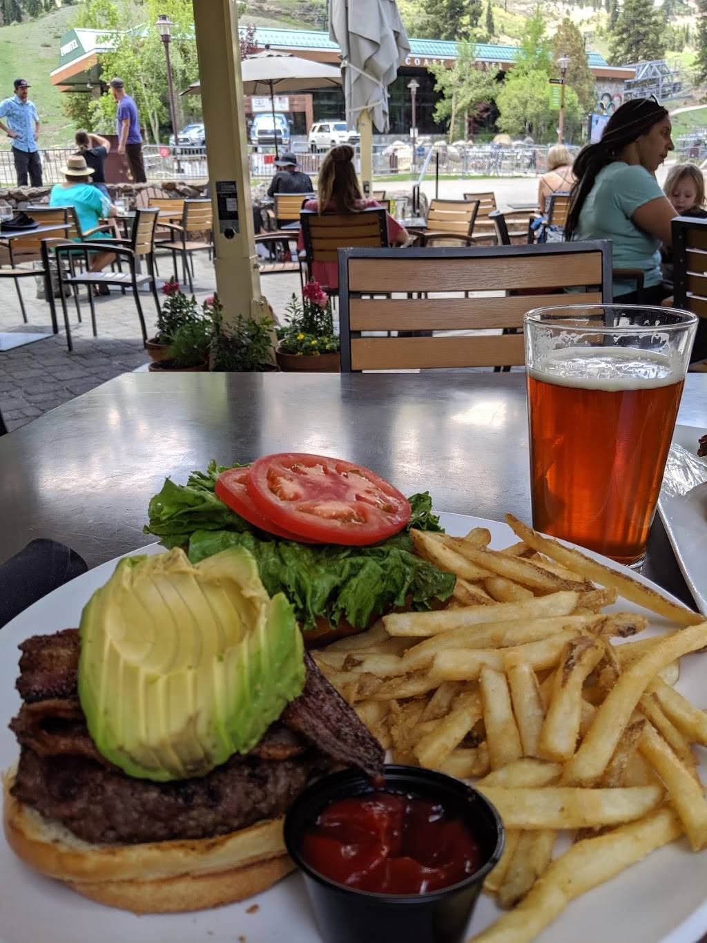 Rocker@Squaw | restaurant | 1960 Squaw Valley Rd, Olympic Valley, CA 96146, USA | 5305846080 OR +1 530-584-6080