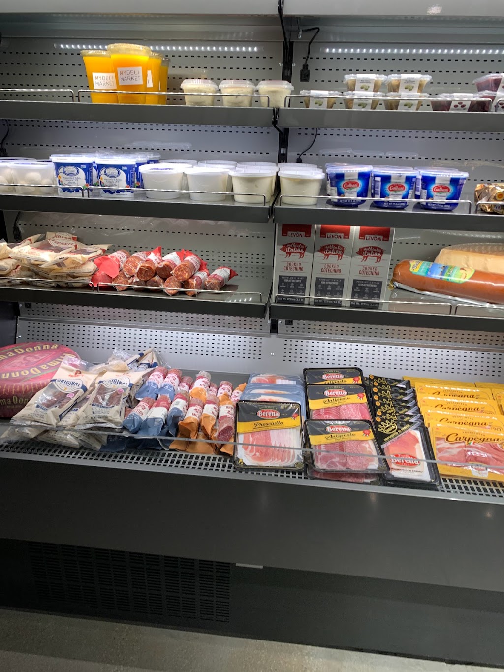 My Deli Market | restaurant | 1100 Brickell Bay Dr #107, Miami, FL 33131, USA | 7863524746 OR +1 786-352-4746