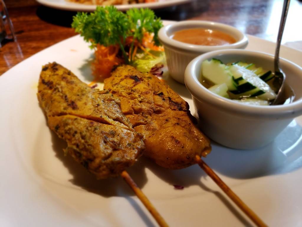 Silver Spoon Thai Restaurant & Bar | restaurant | 3828 196th St SW, Lynnwood, WA 98036, USA | 4259673255 OR +1 425-967-3255