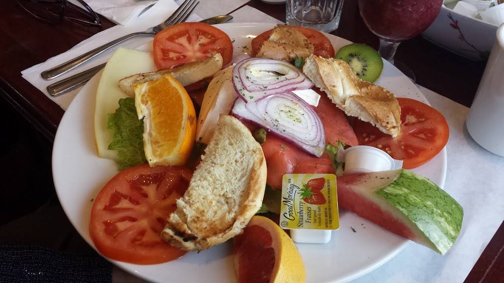 Fruit Oeufolie | restaurant | 495 Montée Masson, Mascouche, QC J7K 2L6, Canada | 4509666486 OR +1 450-966-6486