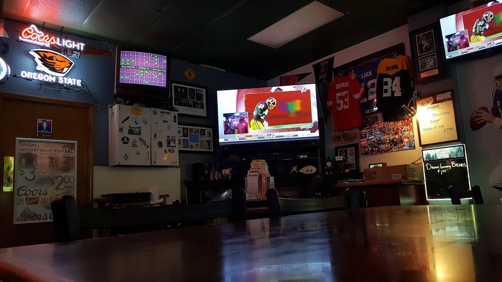 Hangout Sportsbar & Grill | restaurant | 576 NE Burnside Rd, Gresham, OR 97030, USA | 5036677936 OR +1 503-667-7936