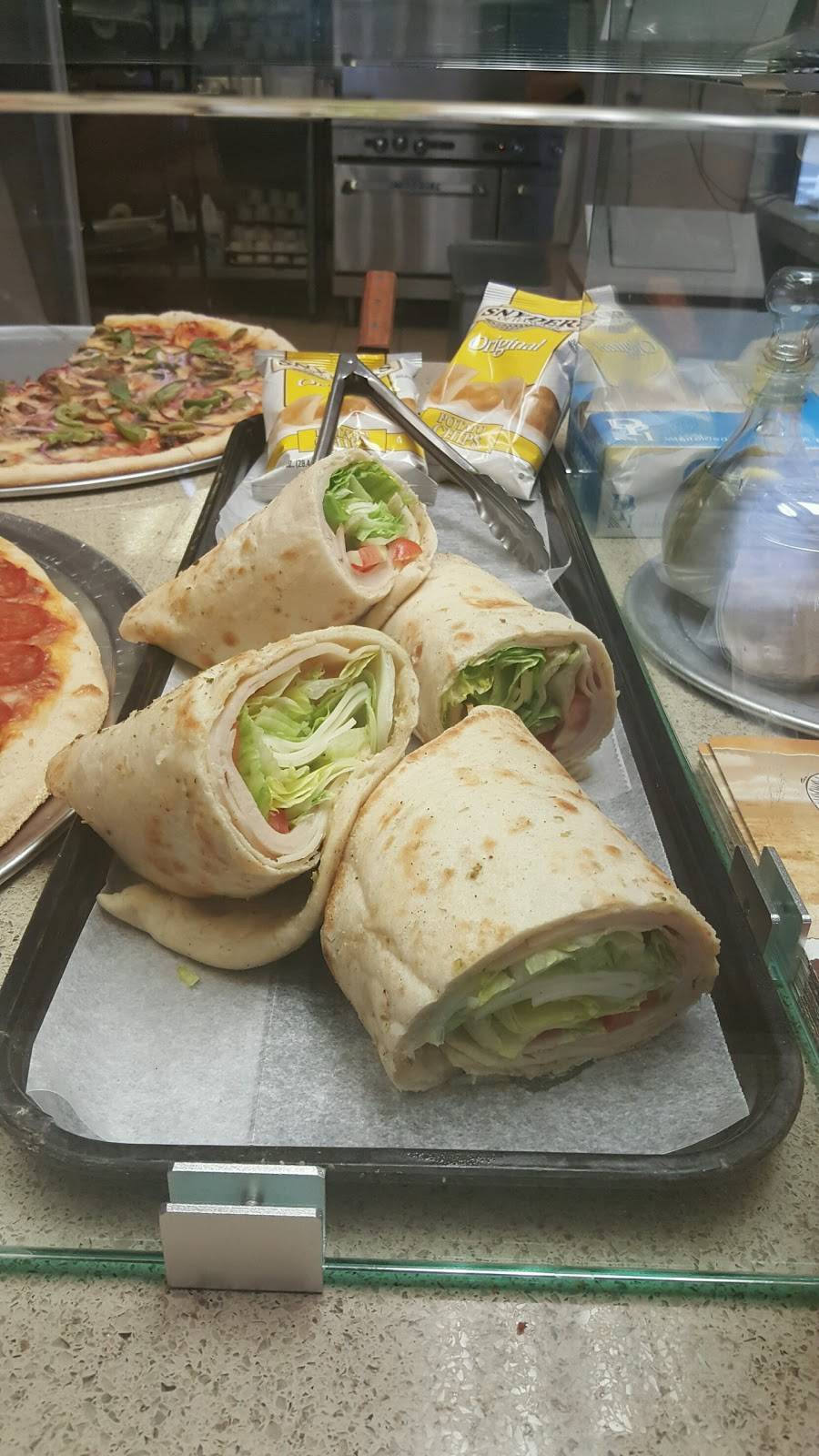 Pizza Pie-O-Near | restaurant | 6 Rittenhouse Pl, Drums, PA 18222, USA | 5707080123 OR +1 570-708-0123