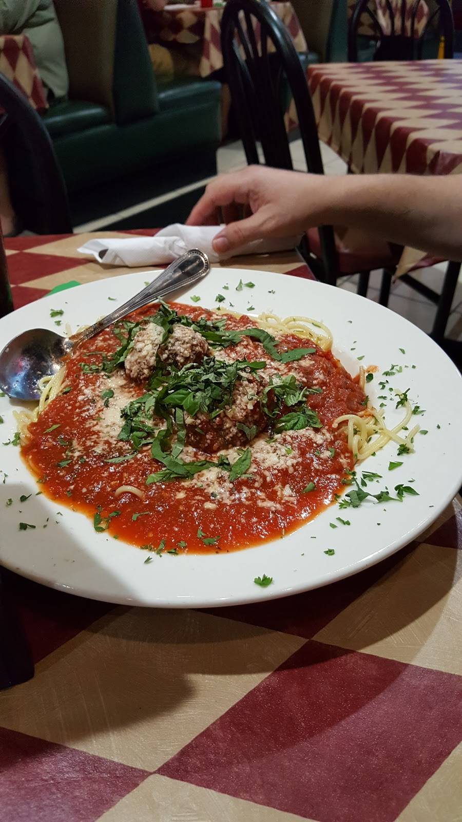 Anthony`s Pizza | restaurant | 1811 E Broadway St, Oviedo, FL 32765, USA | 4075420509 OR +1 407-542-0509