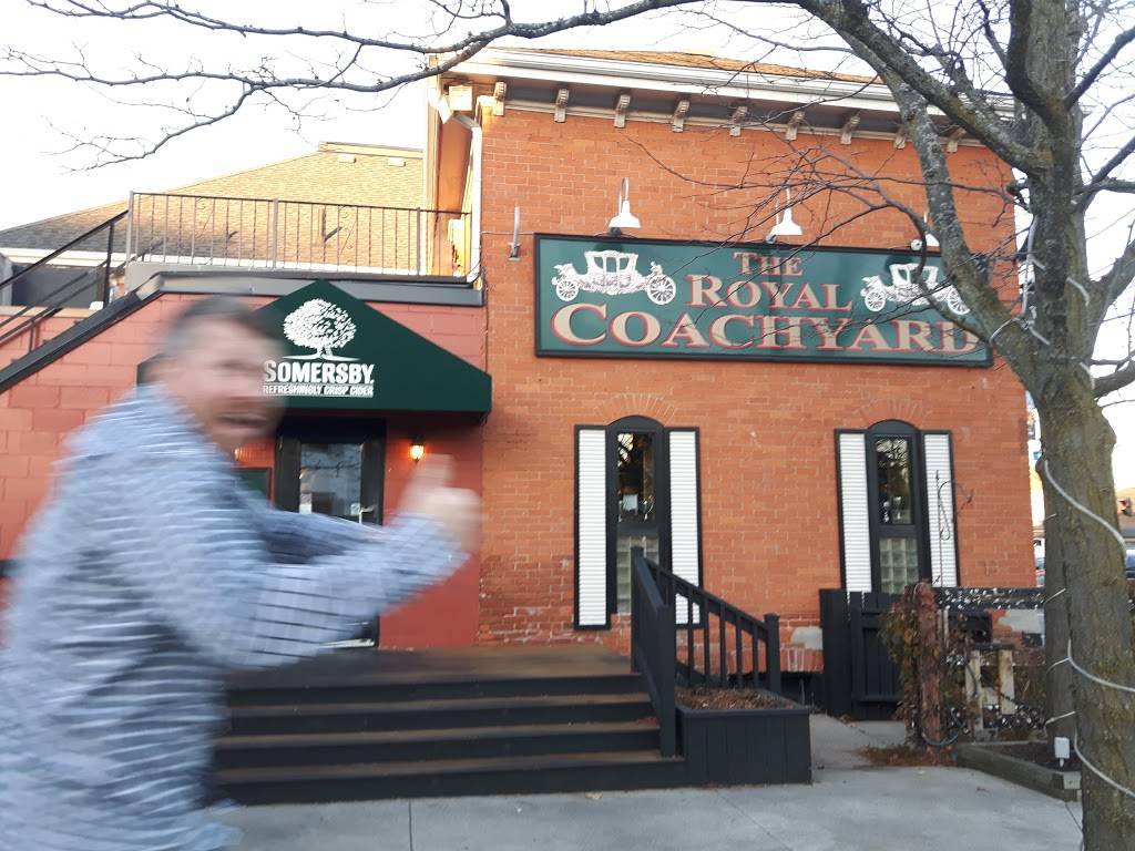 Royal Coachman | restaurant | 1 Main St N, Waterdown, ON L0R 2H5, Canada | 9056895952 OR +1 905-689-5952