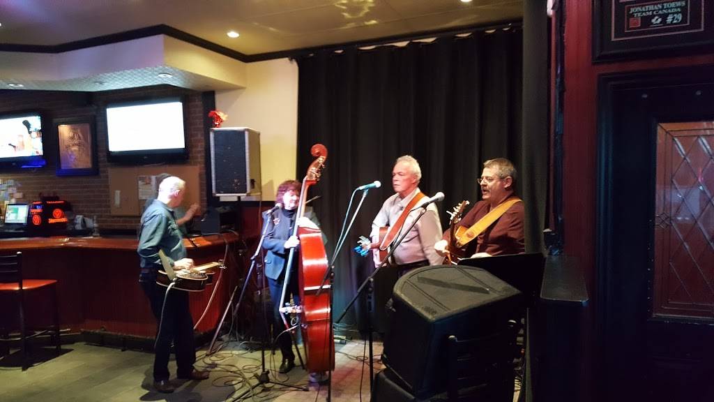 Corners Bar | restaurant | 10593 Yonge St #3, Richmond Hill, ON L4C 3C5, Canada | 4168754922 OR +1 416-875-4922