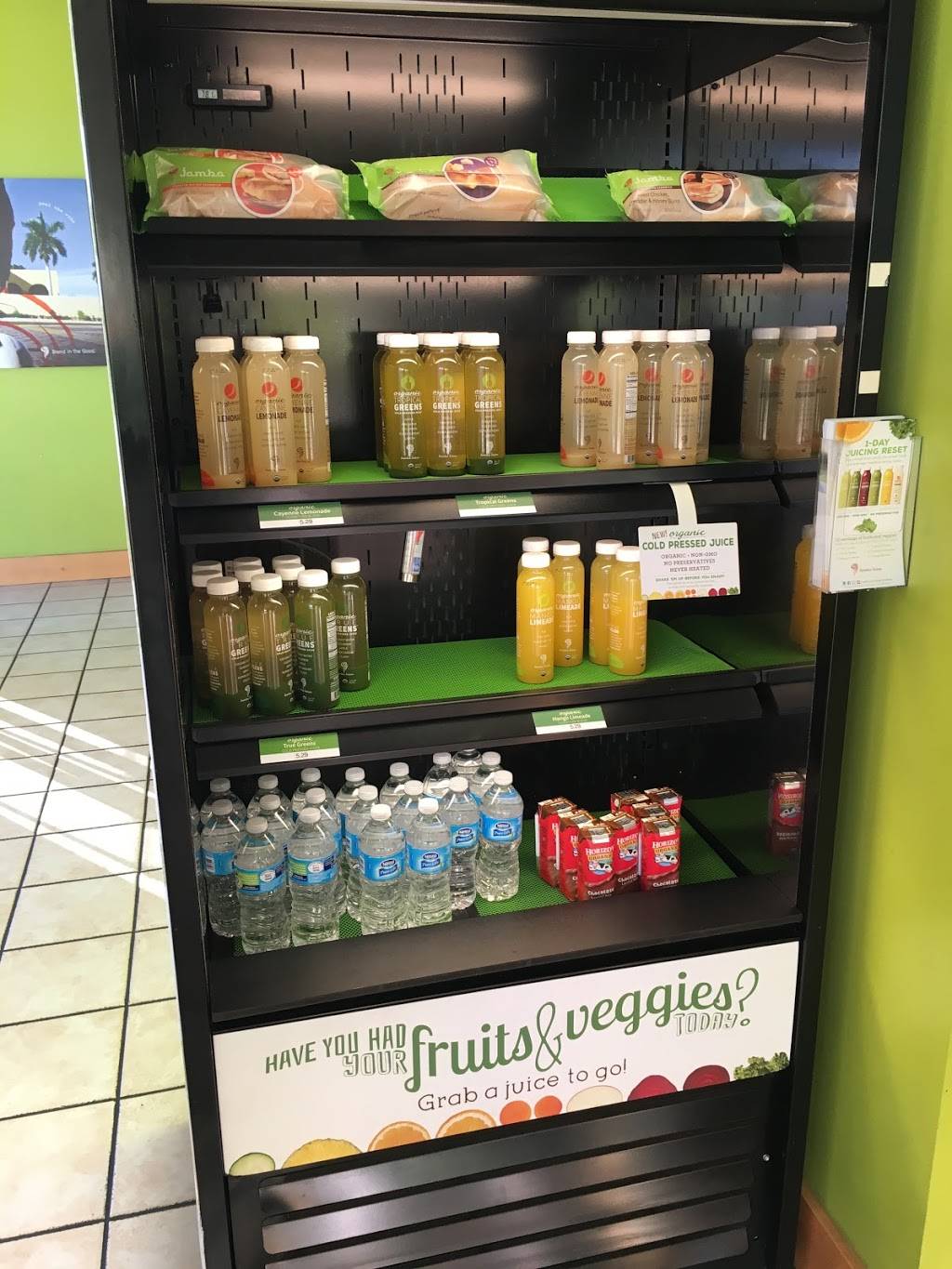 Jamba Juice Century Center | restaurant | 2401 E Orangeburg Ave, Modesto, CA 95355, USA | 2093426829 OR +1 209-342-6829