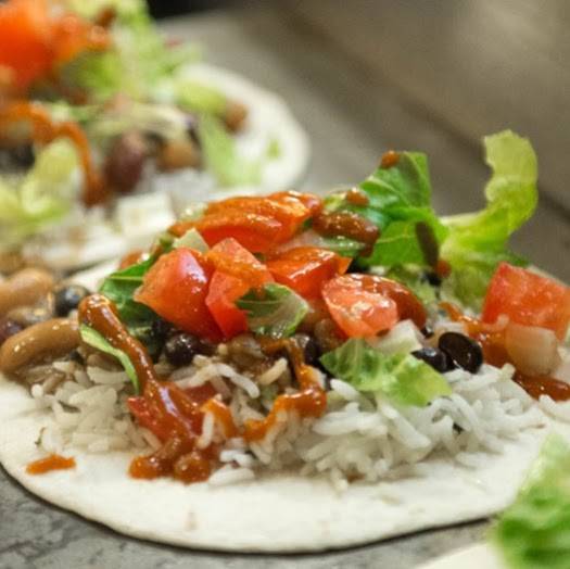 Bueno Loco | restaurant | 240 US-1, Falmouth, ME 04105, USA | 2076197057 OR +1 207-619-7057