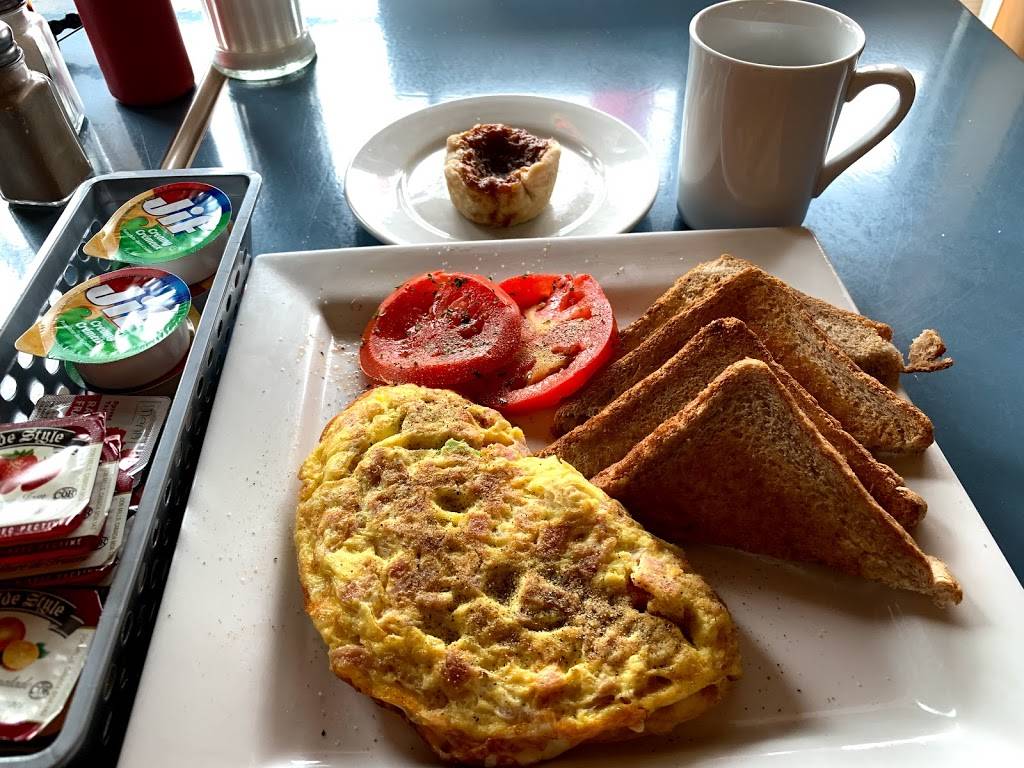 Bridgewater Coffee & Pizza | meal takeaway | 16 Bridge St N, Hastings, ON K0L 1Y0, Canada | 7056962920 OR +1 705-696-2920