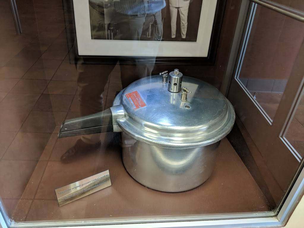 KFC | restaurant | 3890 S State St, Salt Lake City, UT 84115, USA | 8012664431 OR +1 801-266-4431