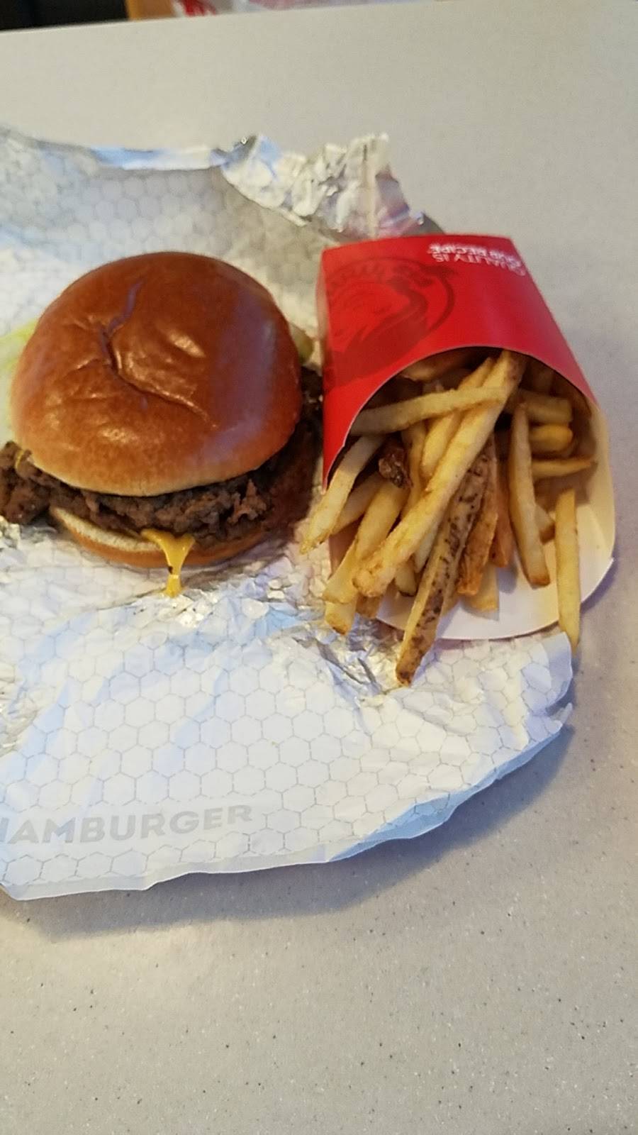 Wendys | restaurant | 4610 W Lake Ave, Glenview, IL 60025, USA | 8478241879 OR +1 847-824-1879