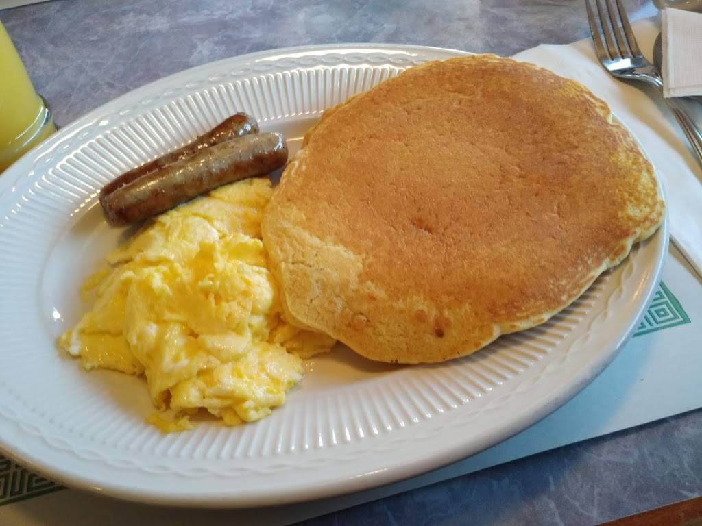 Park City Family Restaurant | restaurant | 2002 E Milwaukee St, Janesville, WI 53545, USA | 6087548181 OR +1 608-754-8181