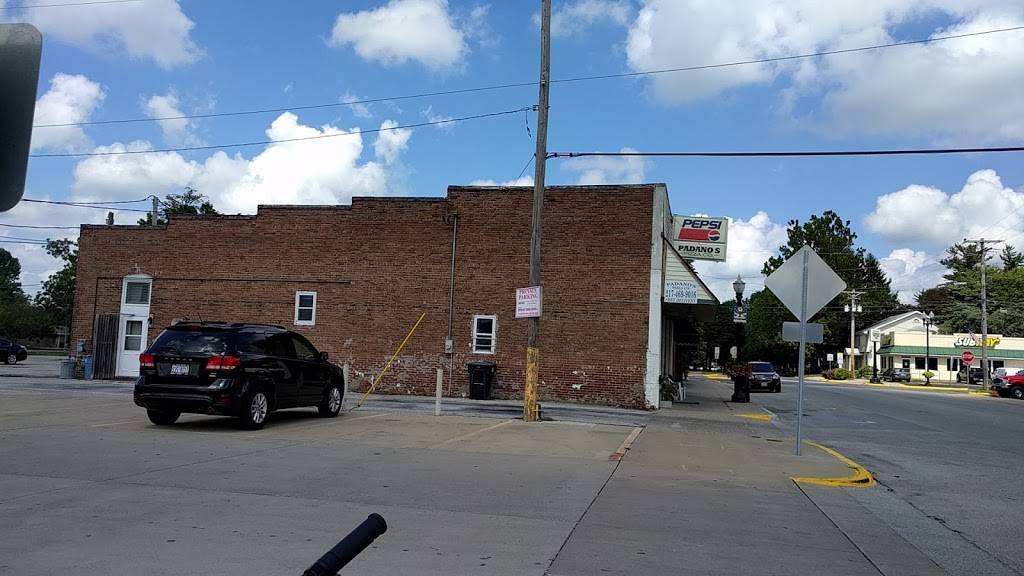 Padanos Pizza | restaurant | 209 N Main St, St Joseph, IL 61873, USA | 2174699016 OR +1 217-469-9016