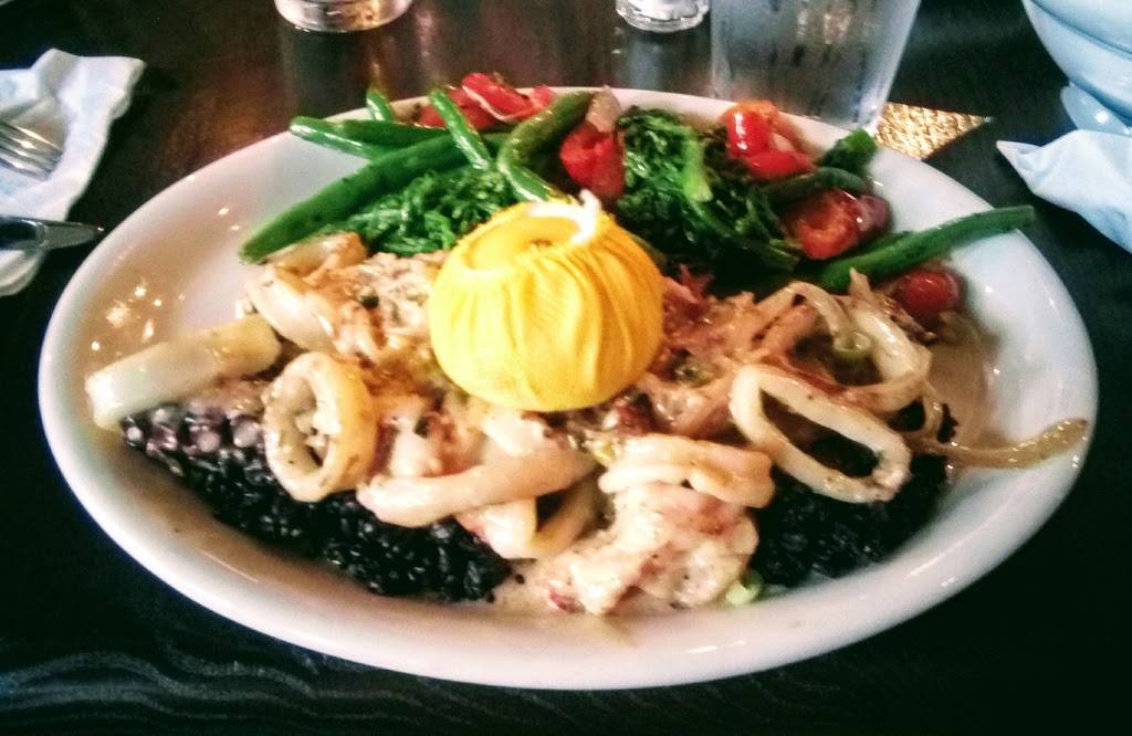 Lucky Fish Highwood | restaurant | 530 Sheridan Rd, Highwood, IL 60040, USA | 8477488462 OR +1 847-748-8462