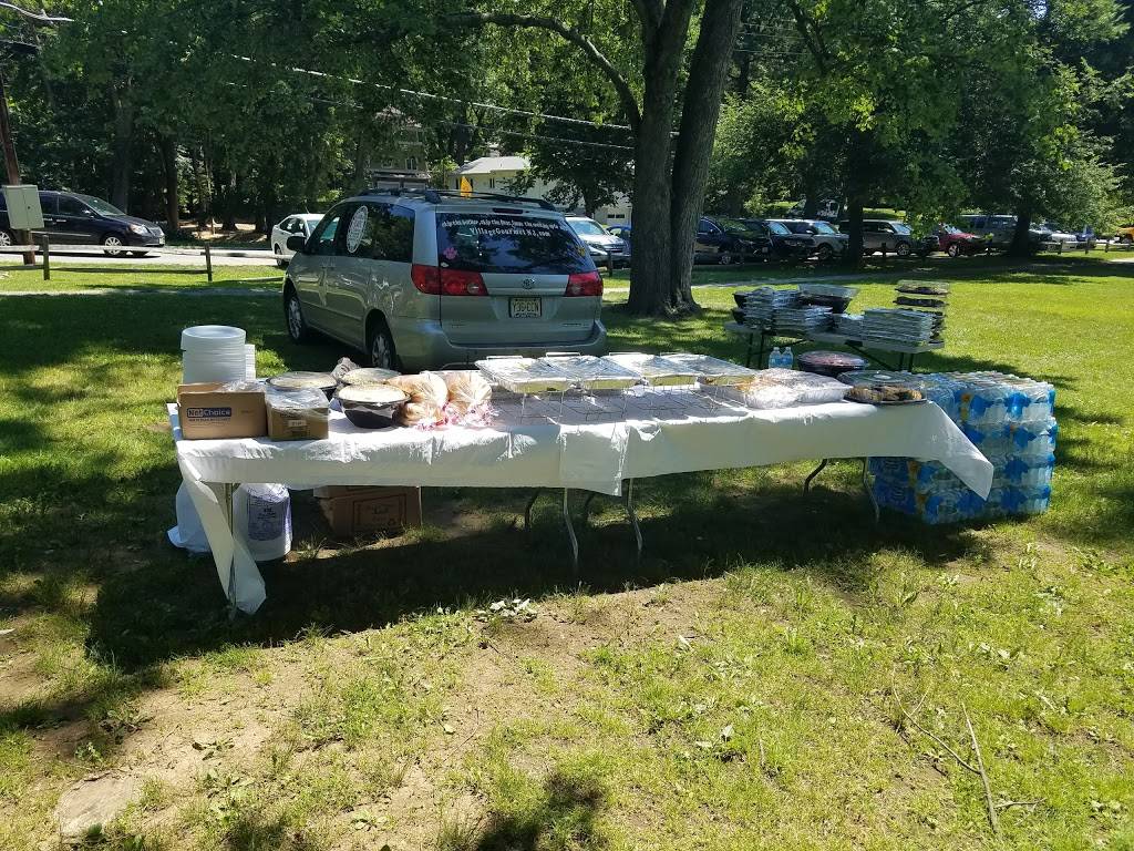Village Gourmet Eats & Catering | meal takeaway | 527 High Mountain Rd, North Haledon, NJ 07508, USA | 9734232269 OR +1 973-423-2269