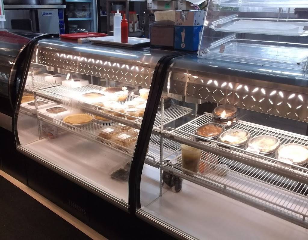 Les Délices De Mémé Dora | restaurant | 629 QC-209, Saint-Chrysostome, QC J0S 1R0, Canada | 4503016008 OR +1 450-301-6008