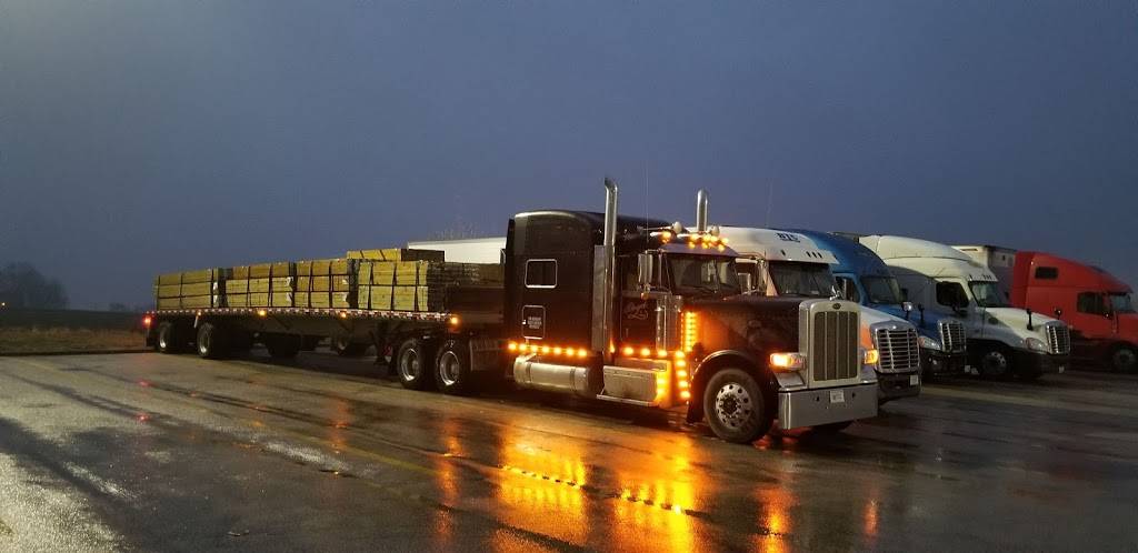 Flying J Travel Center | restaurant | 844 E 1250 S, Haubstadt, IN 47639, USA | 8127685304 OR +1 812-768-5304