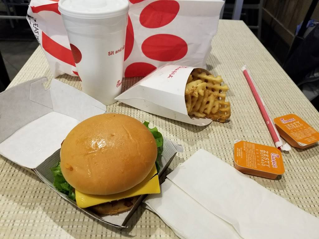 Chick-fil-A | restaurant | Terminal C, International Pkwy, DFW Airport, TX 75261, USA | 9729737752 OR +1 972-973-7752