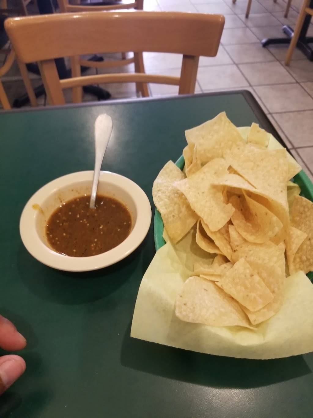 El Huarache Antojitos Mexicanos | restaurant | 1415 N Avalon Blvd, Wilmington, CA 90744, USA | 3105182384 OR +1 310-518-2384