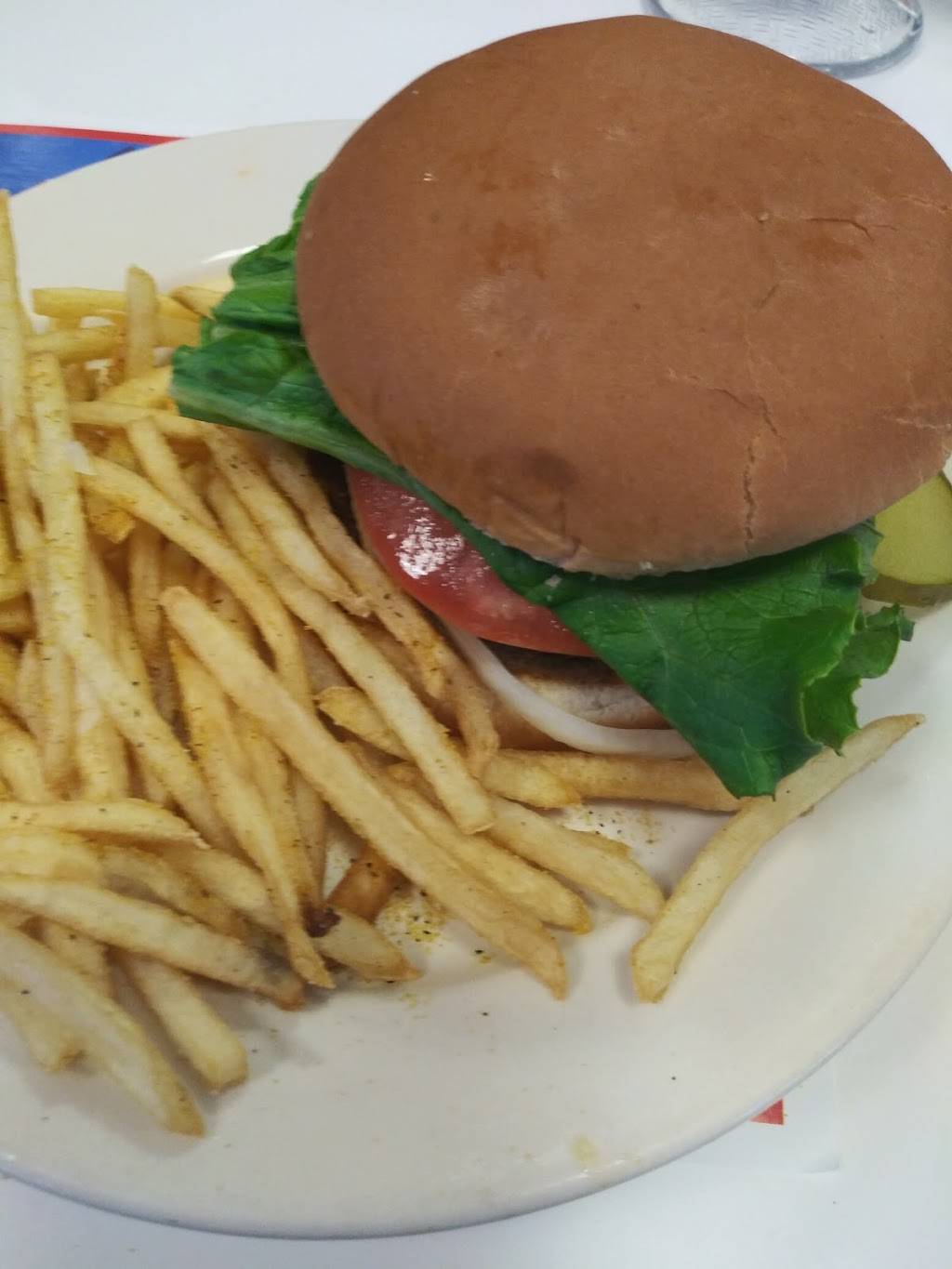 Steak n Shake | restaurant | 4211 Conestoga Dr, Springfield, IL 62707, USA | 2176989439 OR +1 217-698-9439