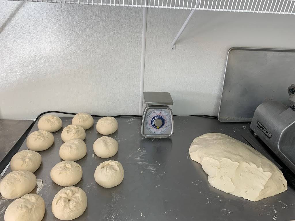 Caprionis Pizza | restaurant | 4239 Murray Ave, Pittsburgh, PA 15217, USA | 4125211113 OR +1 412-521-1113