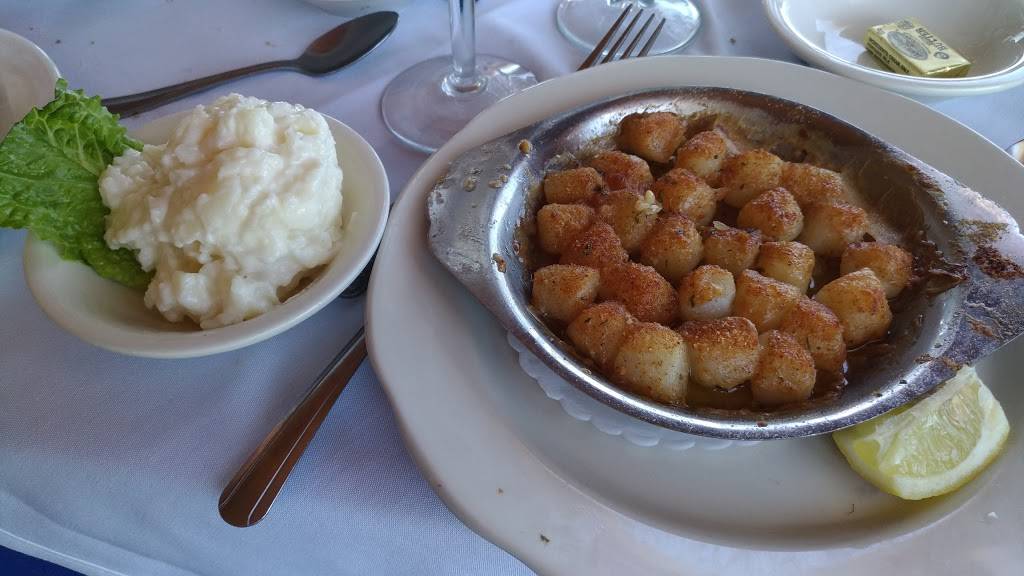 Old Dock Inn | restaurant | 798 Old Dock Rd, Kings Park, NY 11754, USA | 6312694118 OR +1 631-269-4118