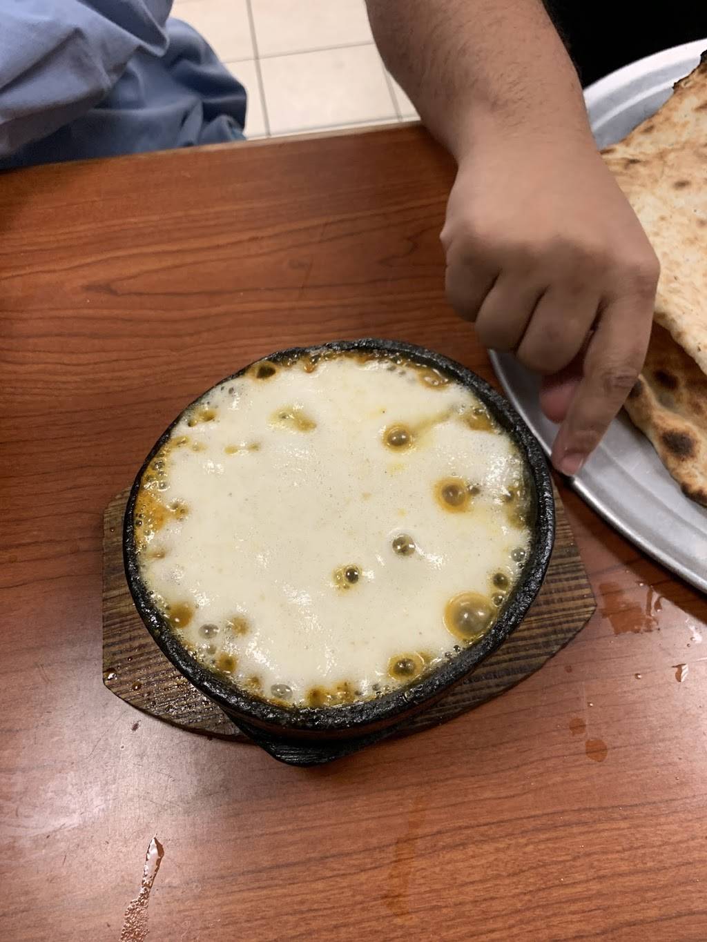 Mandys Restaurant | restaurant | 797 Broadway, Buffalo, NY 14212, USA | 7168531090 OR +1 716-853-1090