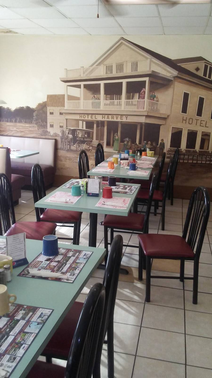 Harvey House | restaurant | 125 W Water St, Constantine, MI 49042, USA | 2694355515 OR +1 269-435-5515