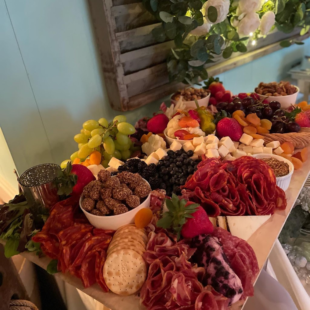 Hamiltons on Main | restaurant | 102 E Main St, Newark, DE 19711, USA | 3023588533 OR +1 302-358-8533