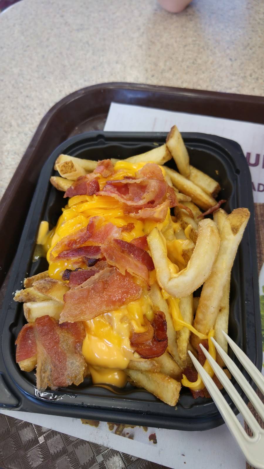 Wendys | restaurant | 111 NW West White Rd, San Antonio, TX 78219, USA | 2103332531 OR +1 210-333-2531