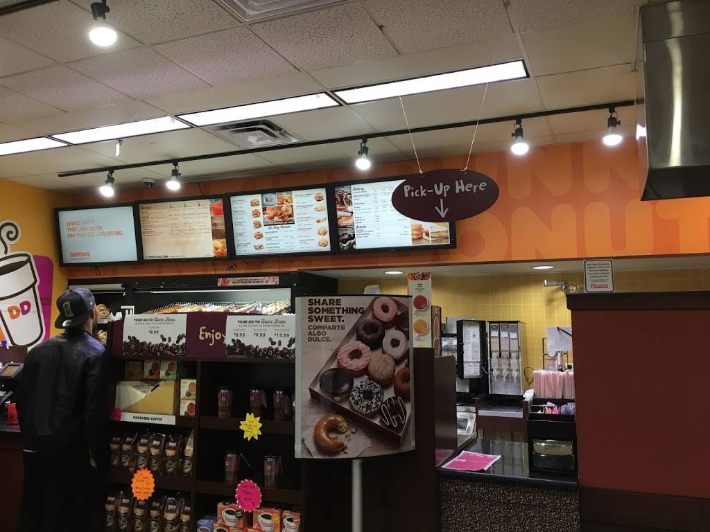 Dunkin Donuts | cafe | 2565 W Fullerton Ave, Chicago, IL 60647, USA | 7733842565 OR +1 773-384-2565