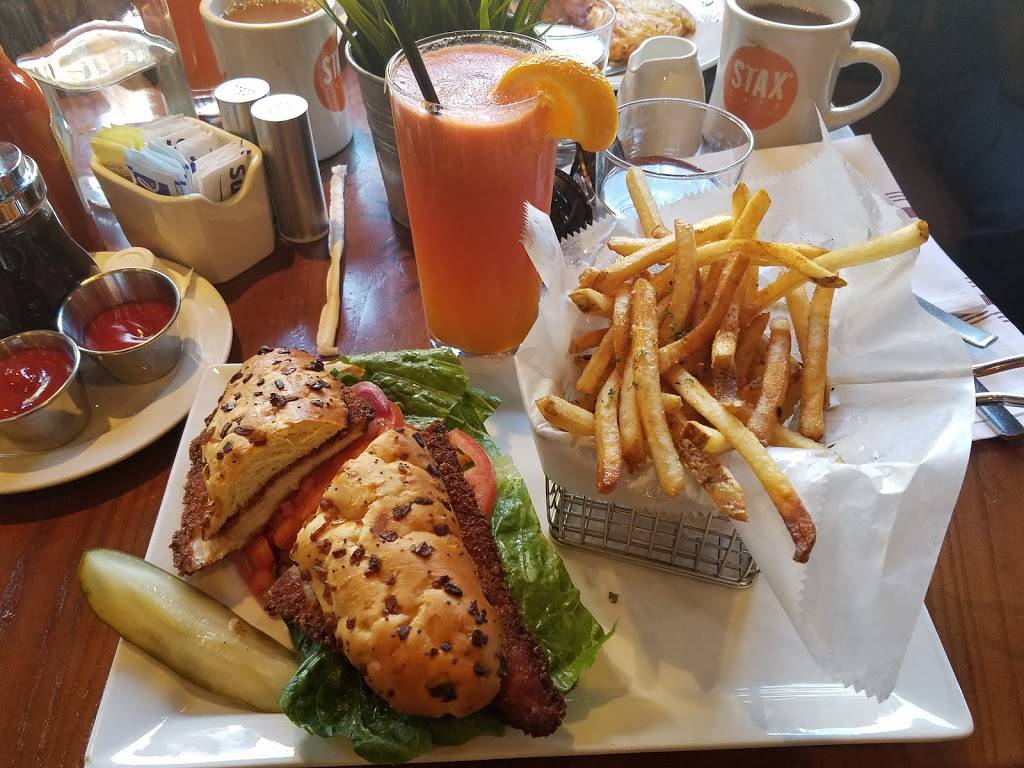Stax Cafe | cafe | 1401 W Taylor St, Chicago, IL 60607, USA | 3127339871 OR +1 312-733-9871